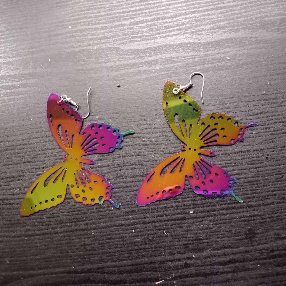 NWOT Rainbow Oil Slick Butterfly Dangling Earrings